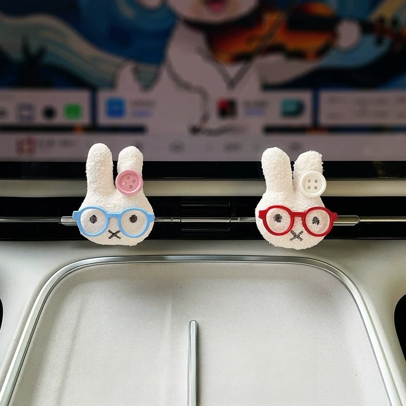Cute Rabbit with Glasses Car A - Car Fragrance Diffuser recension och pris
